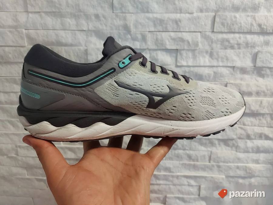 Mizunu Wave Skyrise patike 44 Original 100% 8
