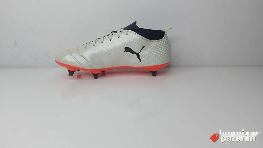 Puma One kopacke 40,5 Original 100% A klasa 3