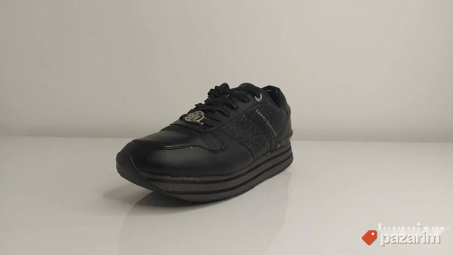 Tommy Hilfiger patike 41 original 100% 7