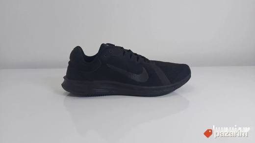 Nike Downshiftet patike 40