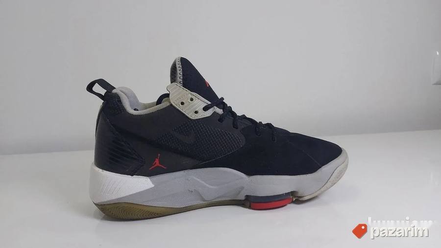 Nike Jordan Zoom 92 patike 41 6
