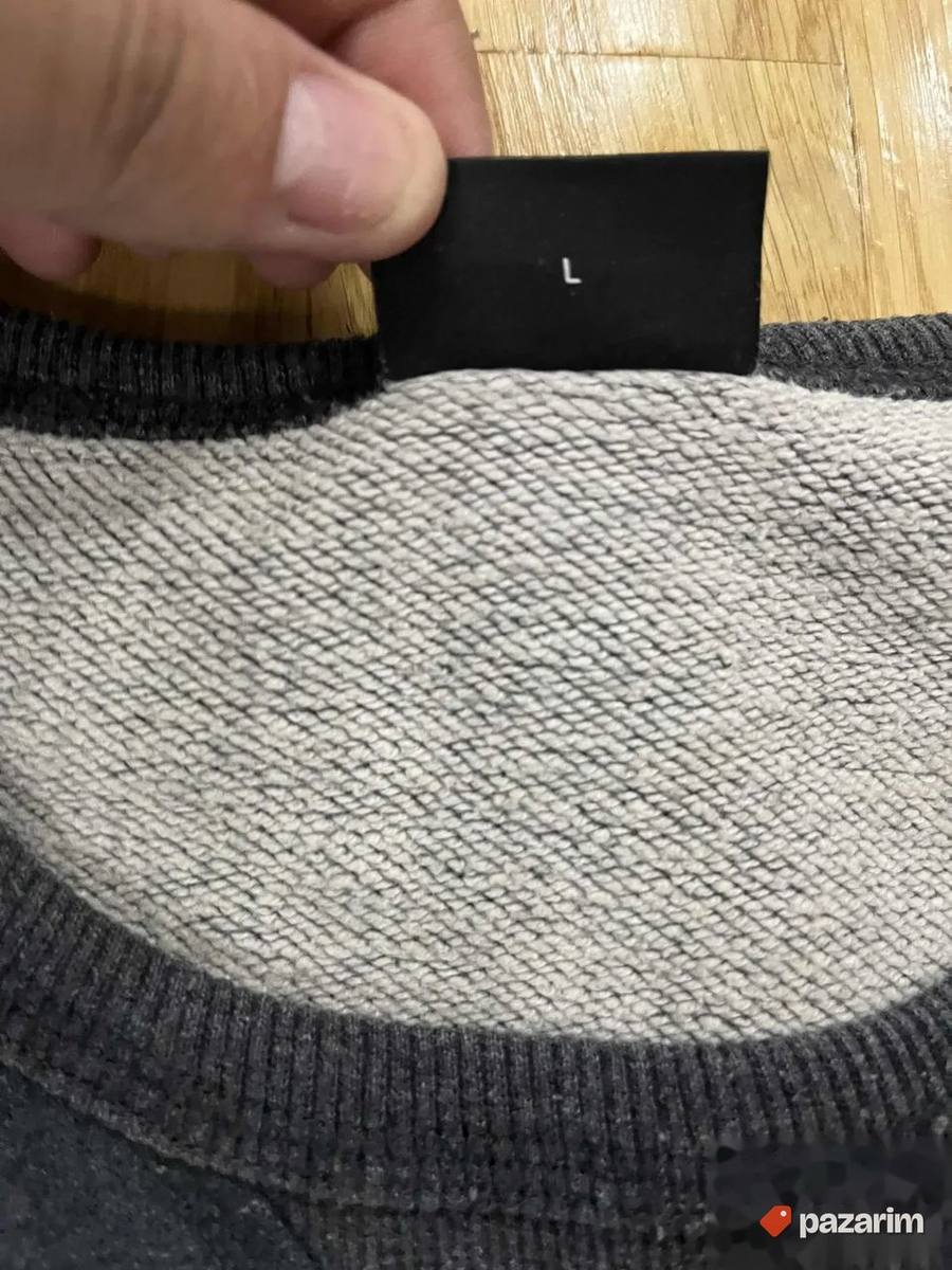 Hugo Boss duks L 6