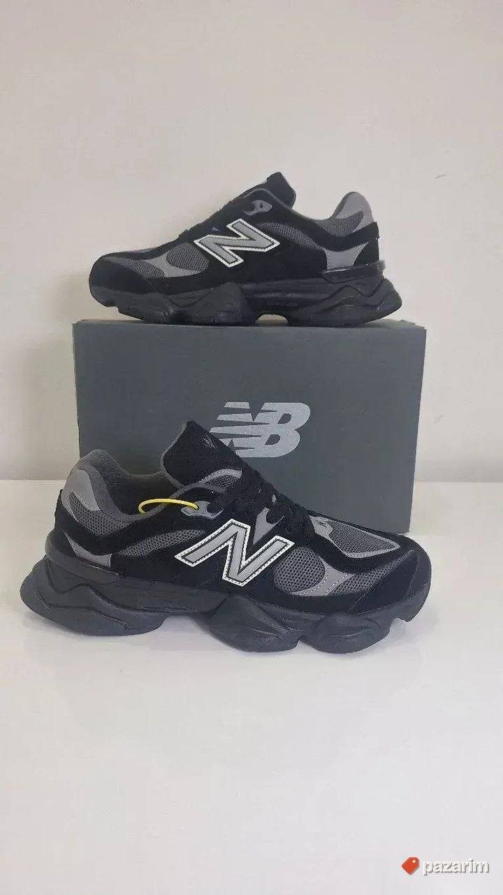 New Balance 9060 patike 42,43 2