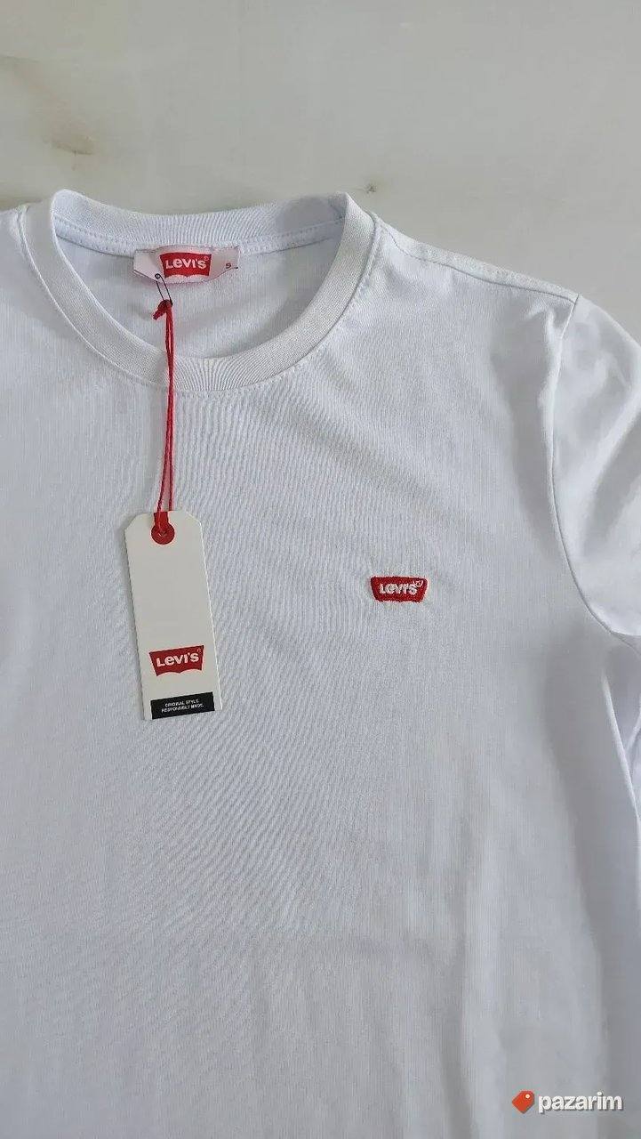 Levis majice M,L 2