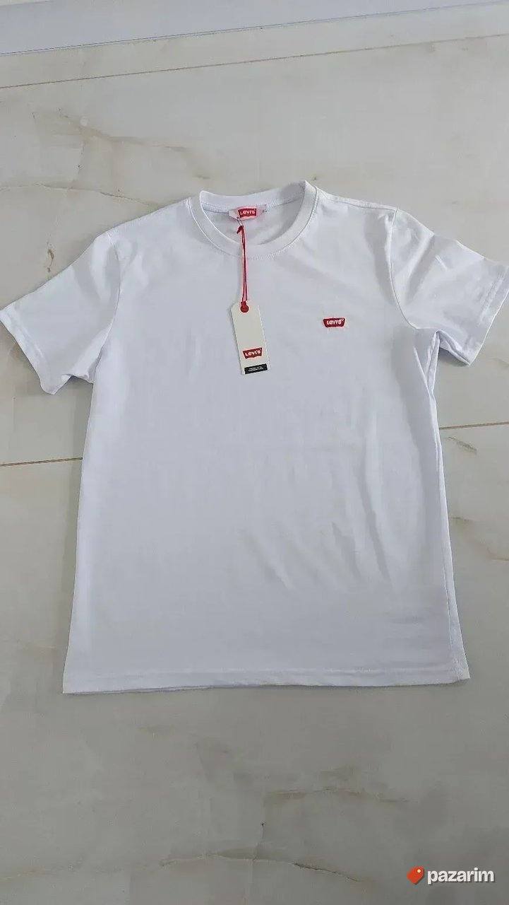 Levis majice M,L 3