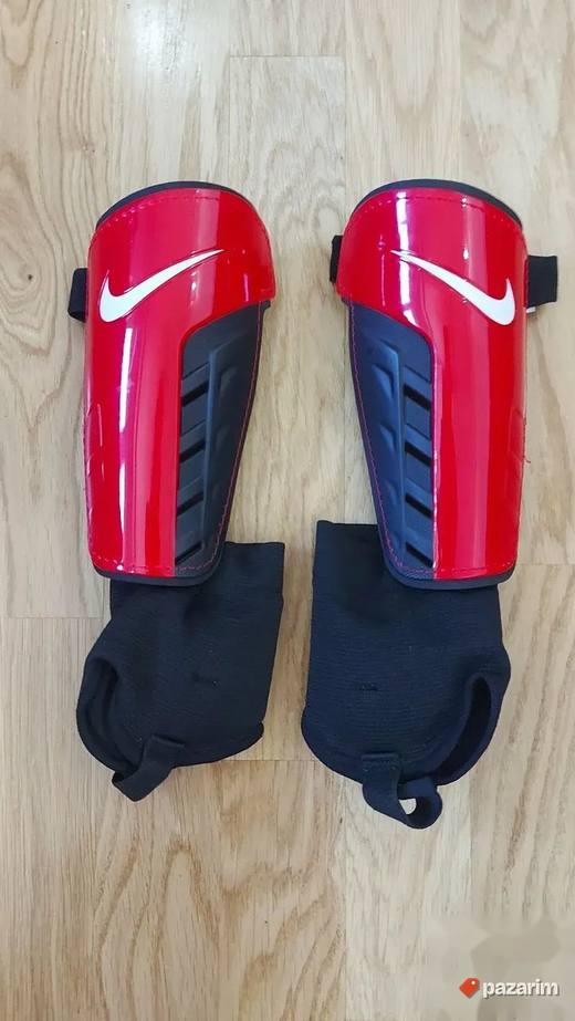 Nike kostobrani L