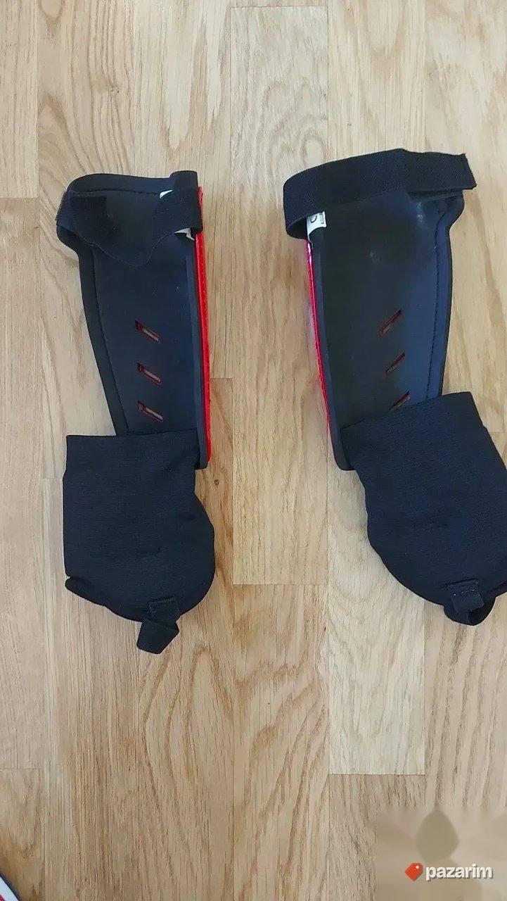 Nike kostobrani L 2