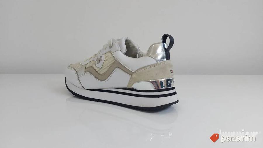 Tommy Hilfiger patike 36 8