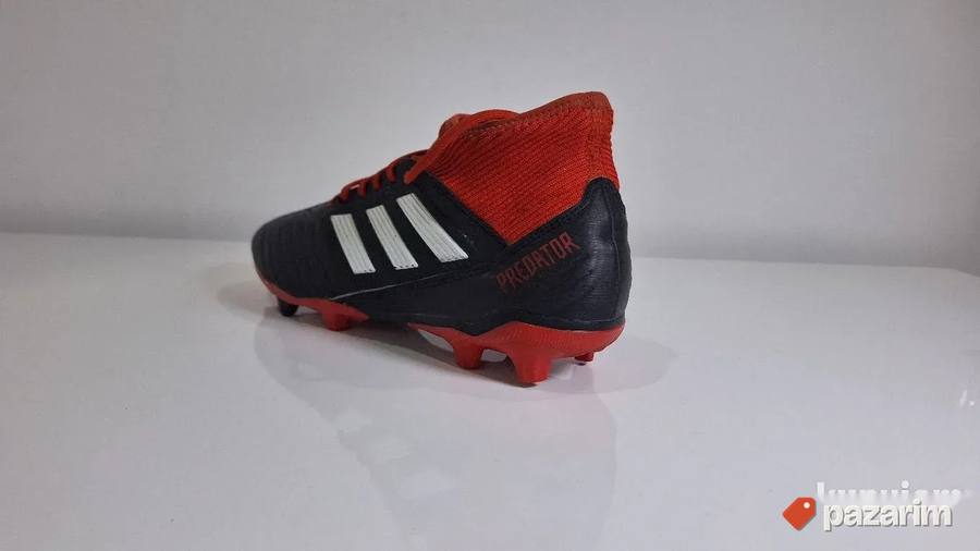 Adidas Predator 18.3 kopacke 43,1/3 8