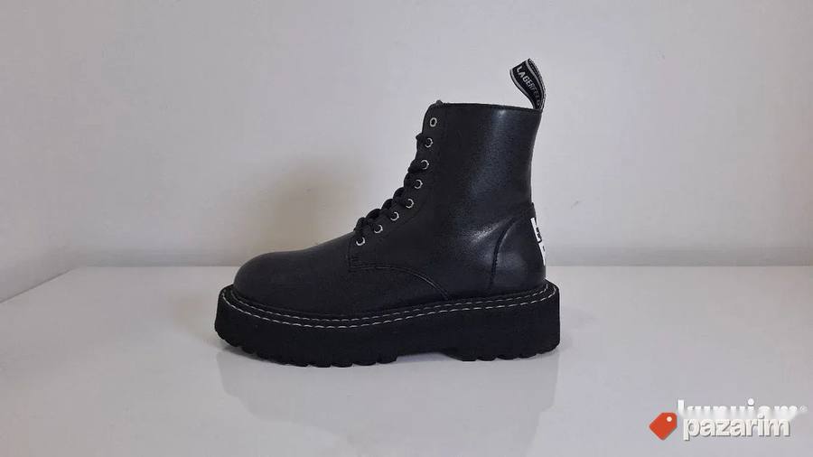 Karl Legerfeld cizme 39 6
