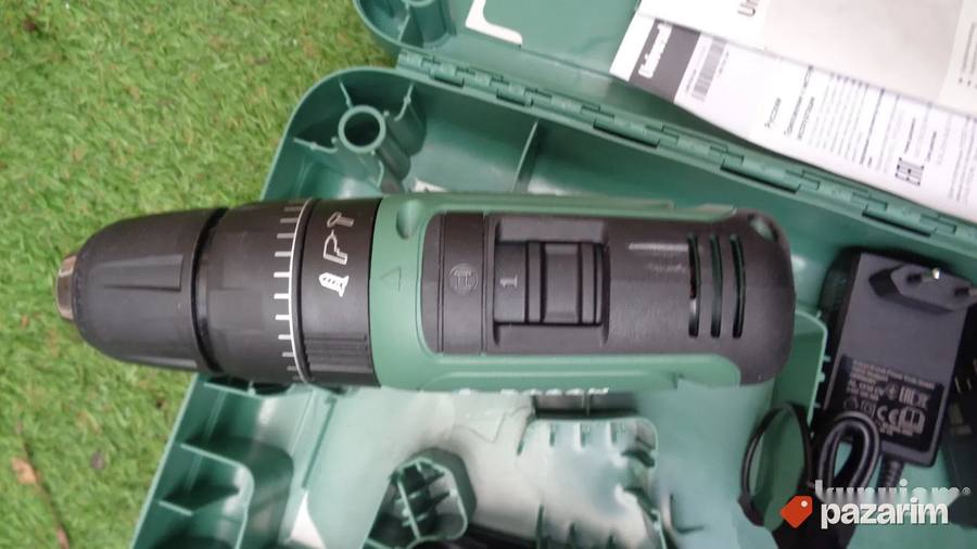BOSCH UNIVERSAL IMPACT 18 aku busilica-NOVO-original 7