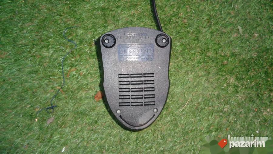 BOSCH punjac za 10.8V i 12 V - original 2