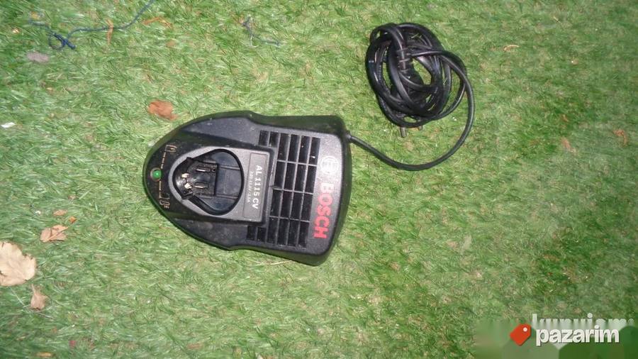 BOSCH punjac za 10.8V i 12 V - original 4