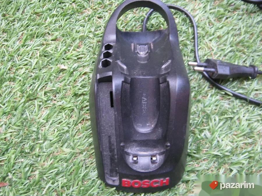 BOSCH punjac IXO - original 2
