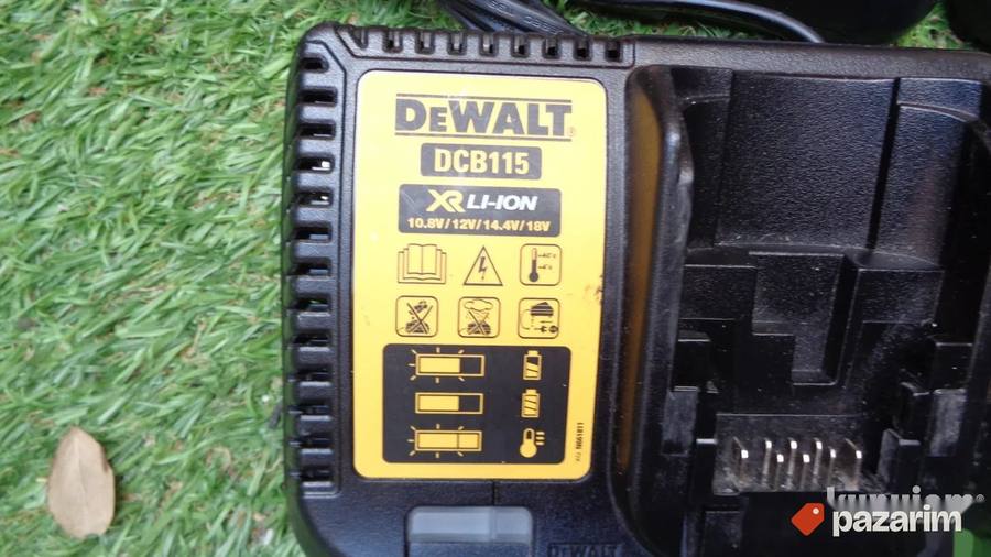 DEWALT DCB 115 punjac - odlican - ORIGINAL 2