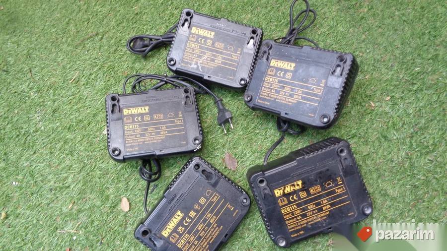 DEWALT DCB 115 punjac - odlican - ORIGINAL 5