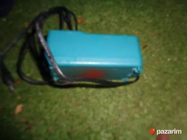 MAKITA DC 1470 punjac - original 2