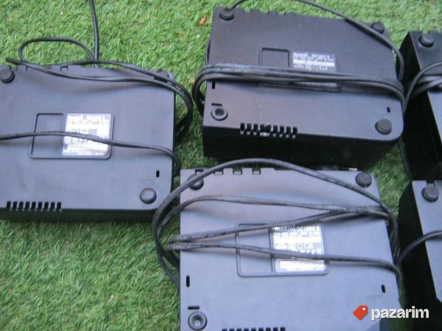 MAKITA DC 18 RC punjac - ORIGINAL 4
