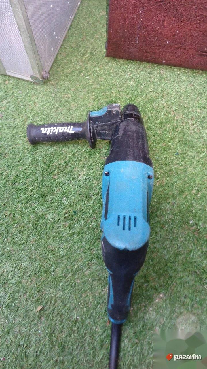 MAKITA HR 2630 udarna busilica-tiplarica - ORIGINAL 5