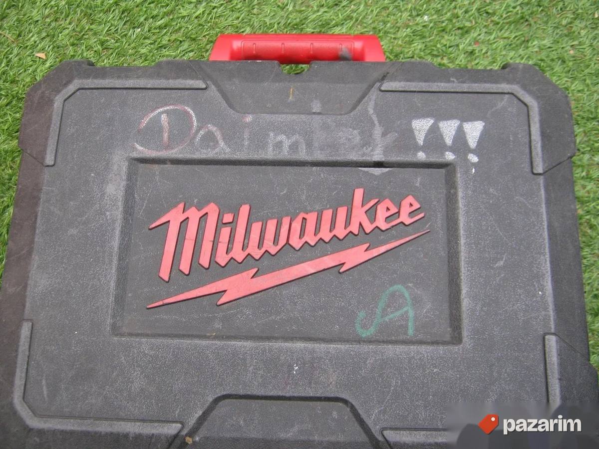 MILWAUKEE kofer za aku alat- ORIGINAL 1