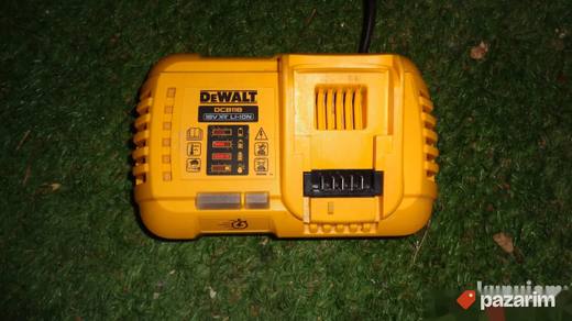 DEWALT DCB 118 punjac - odlican - najbrži - ORIGINAL