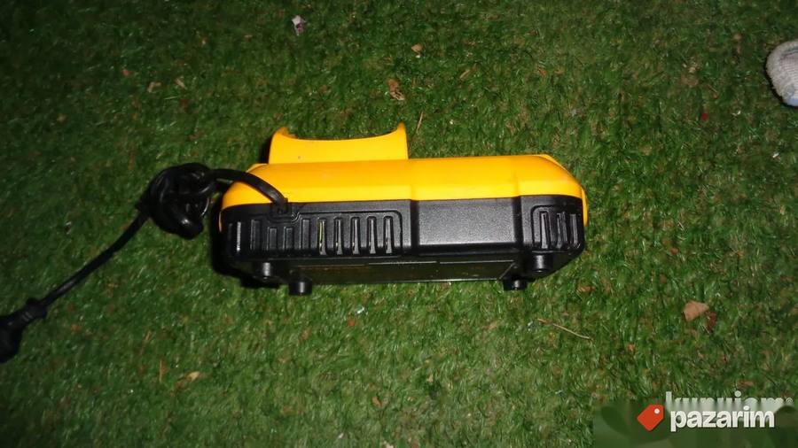 DEWALT DCB 118 punjac - odlican - najbrži - ORIGINAL 5