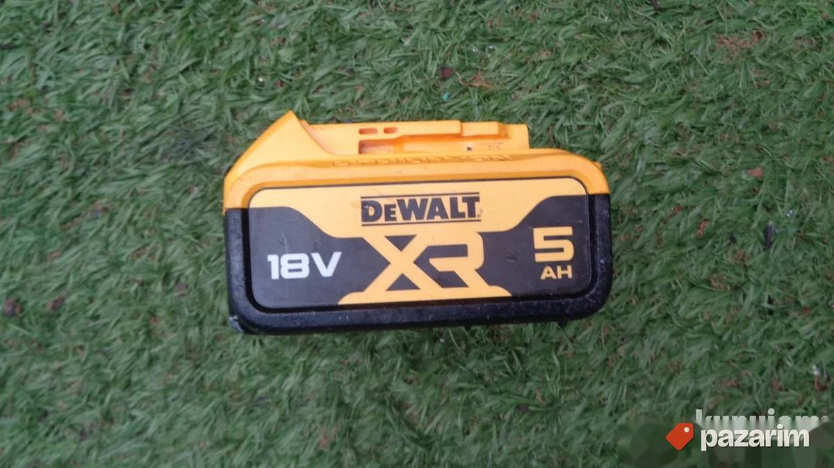 DeWALT baterija 18V - 5Ah -2024 god. - ORIGINAL 1
