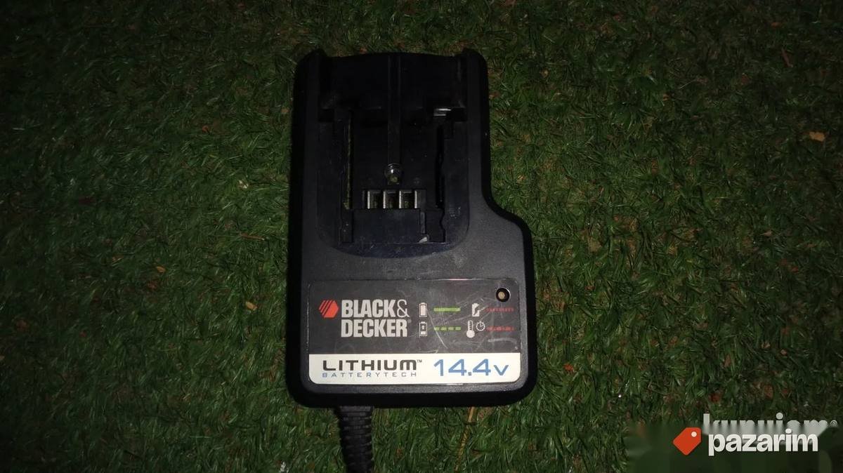 BLACK&DECKER punjac baterija 14,4 -ORIGINAL 1