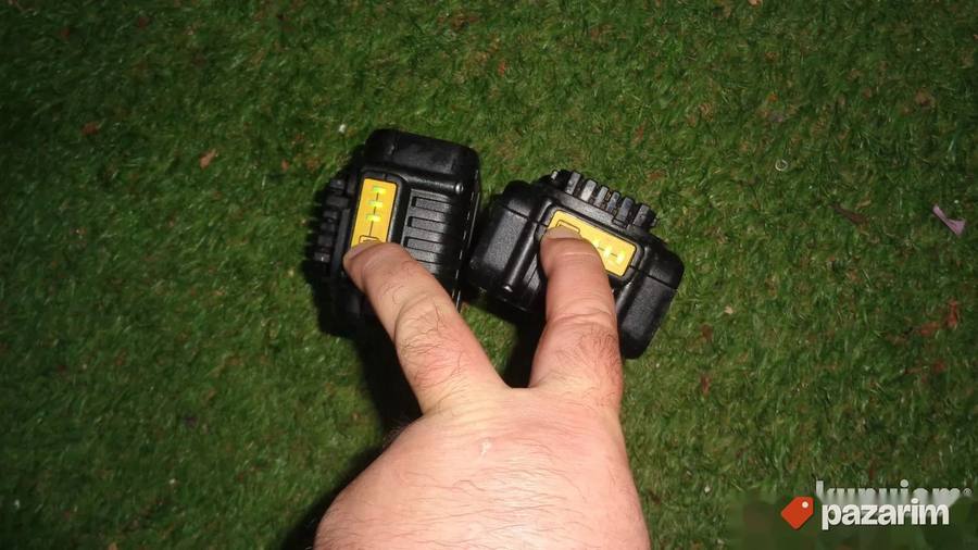 DeWALT baterija 18V - 4Ah - ORIGINAL 7