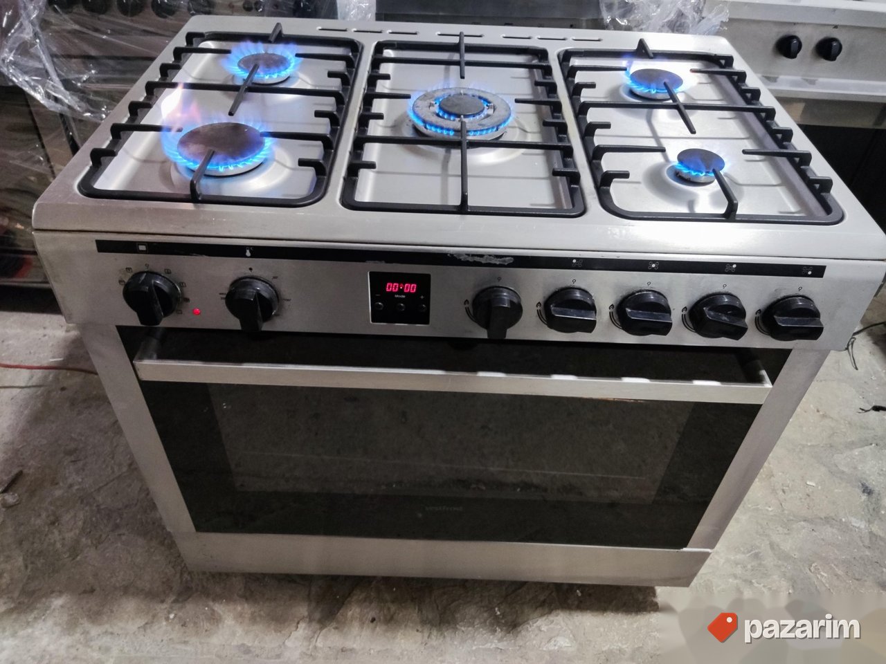 Sporet na plin sa Ogromnom turbo reernom Inox