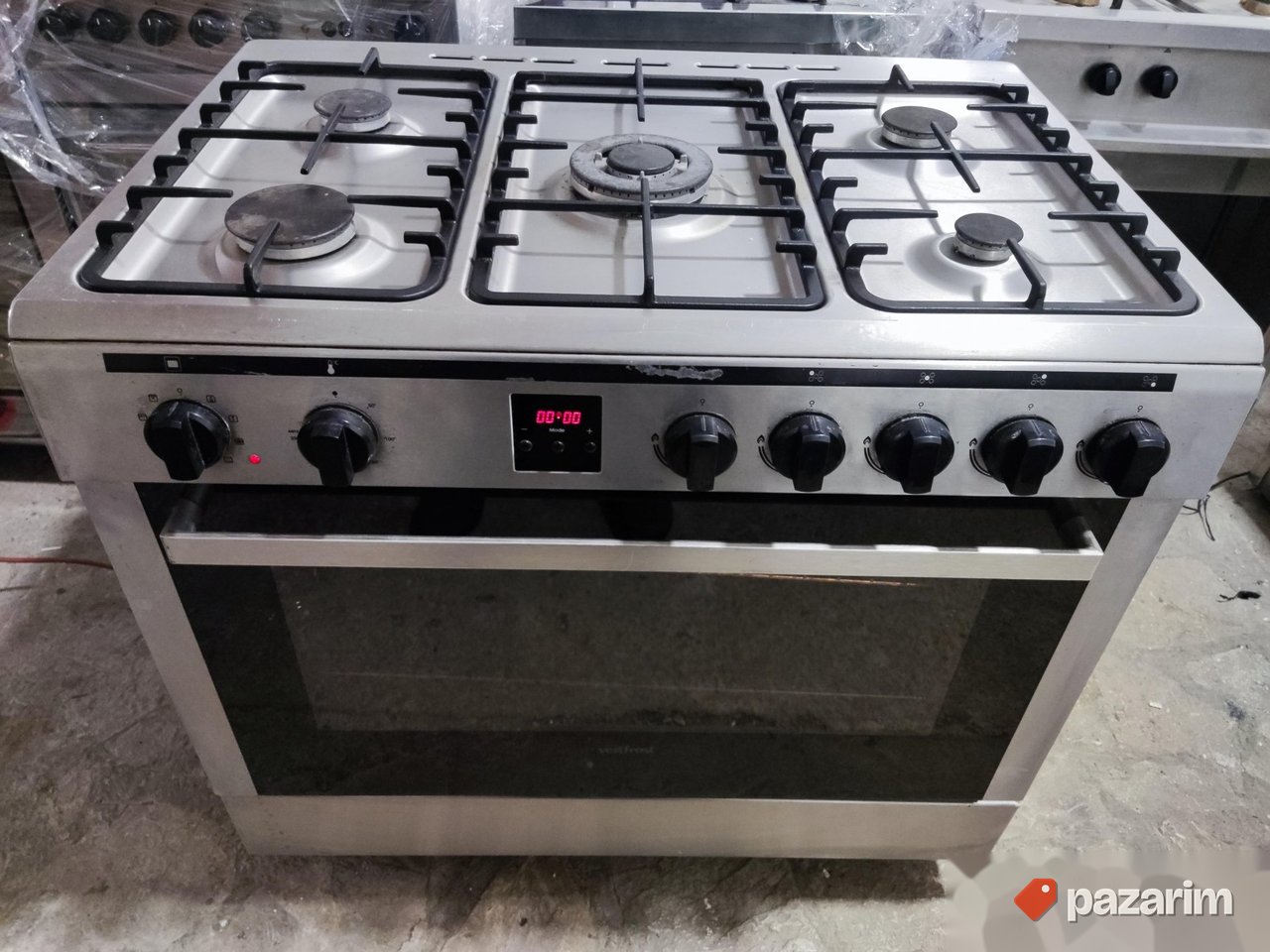 Sporet na plin sa Ogromnom turbo reernom Inox 2