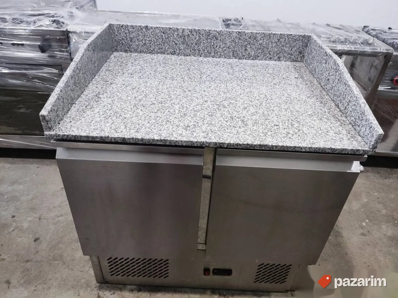 Pica pizza hladni sto dimenzije 900x700mm