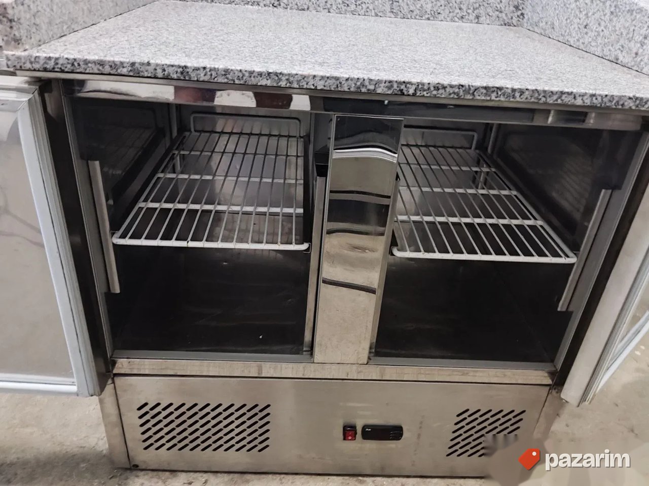 Pica pizza hladni sto dimenzije 900x700mm 2