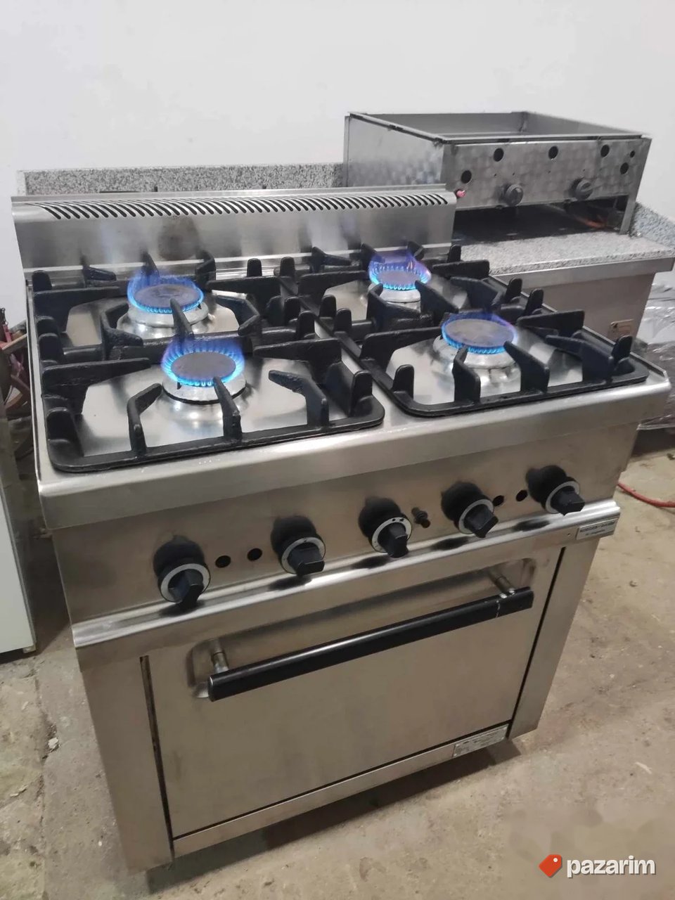 Profesionalni sporet na plin sa rernom na plin 800x700mm 3