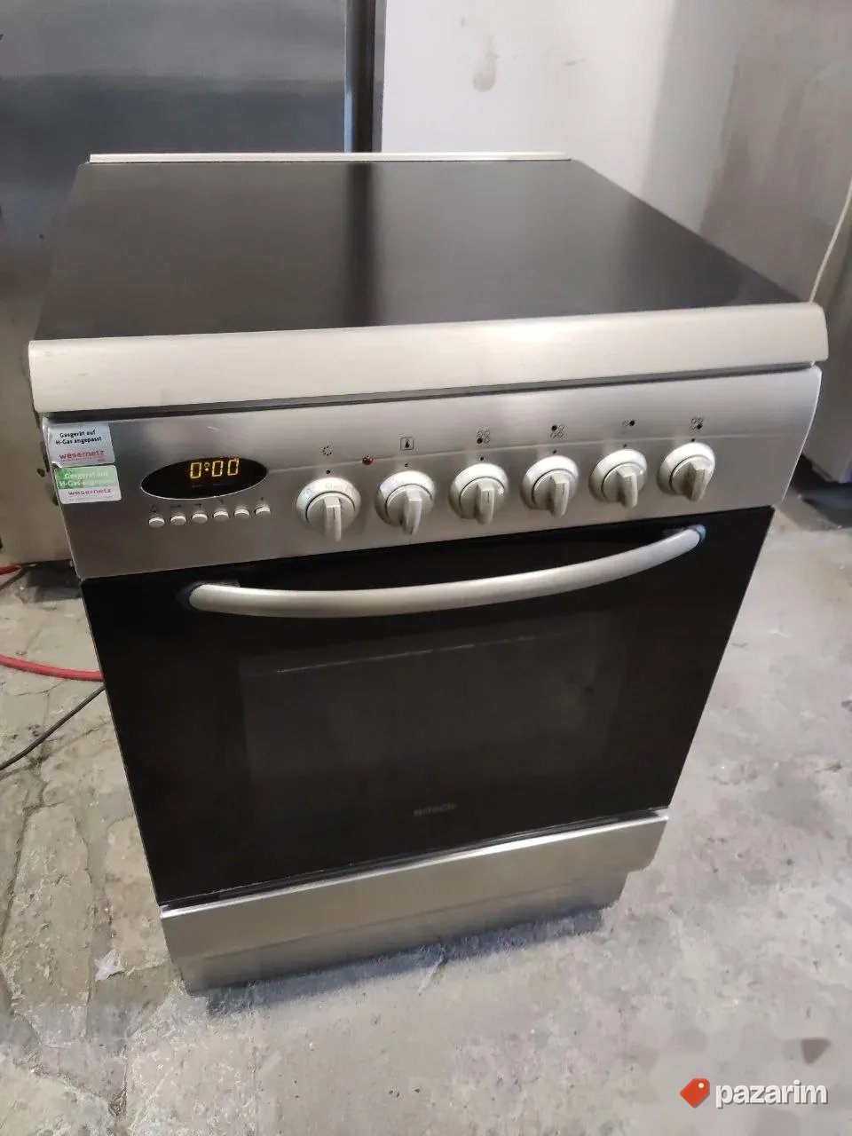 Sporet na plin sa turbo rernom BOSCH 3