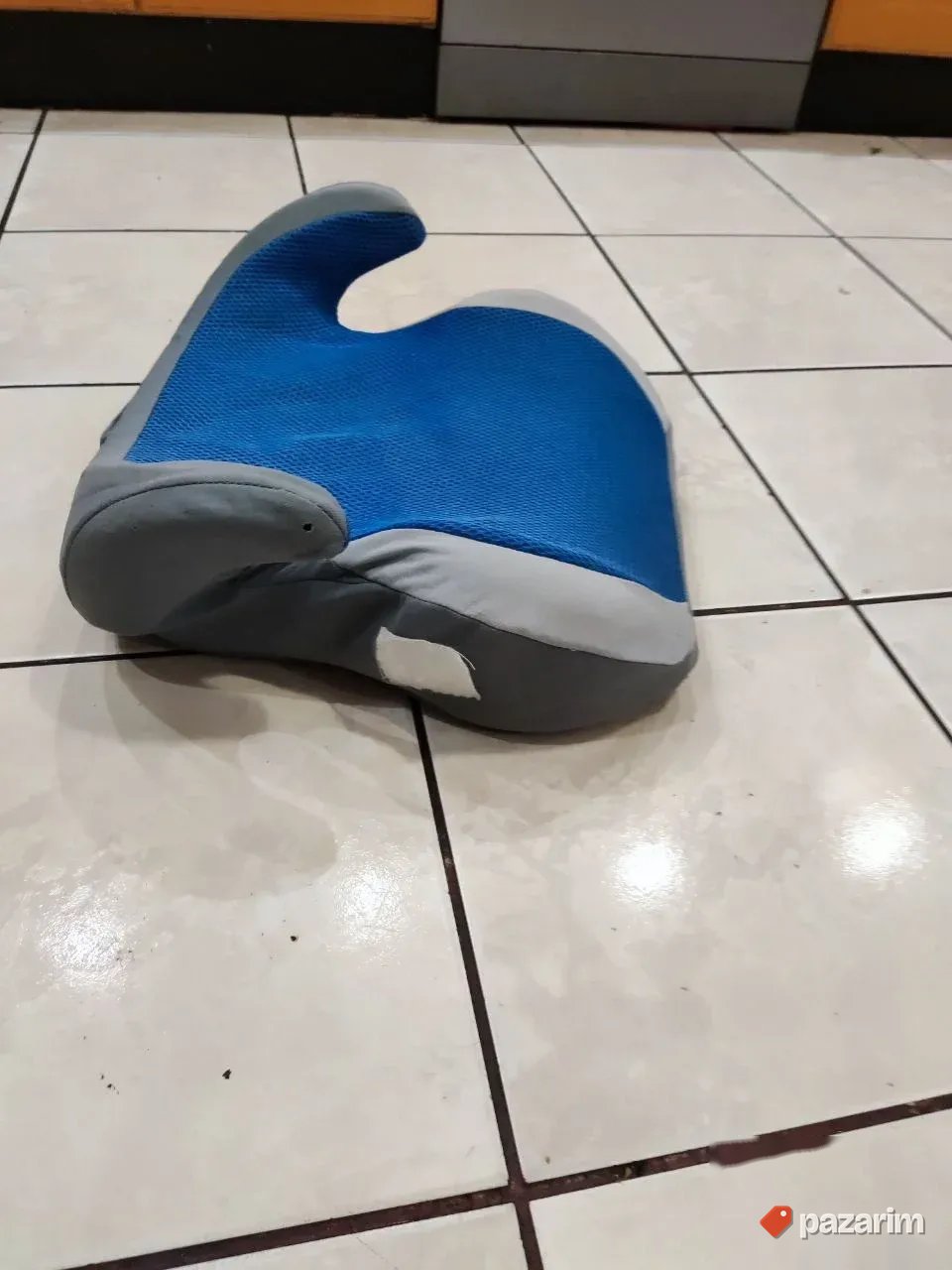 Buster autosediste 15-36kg 4