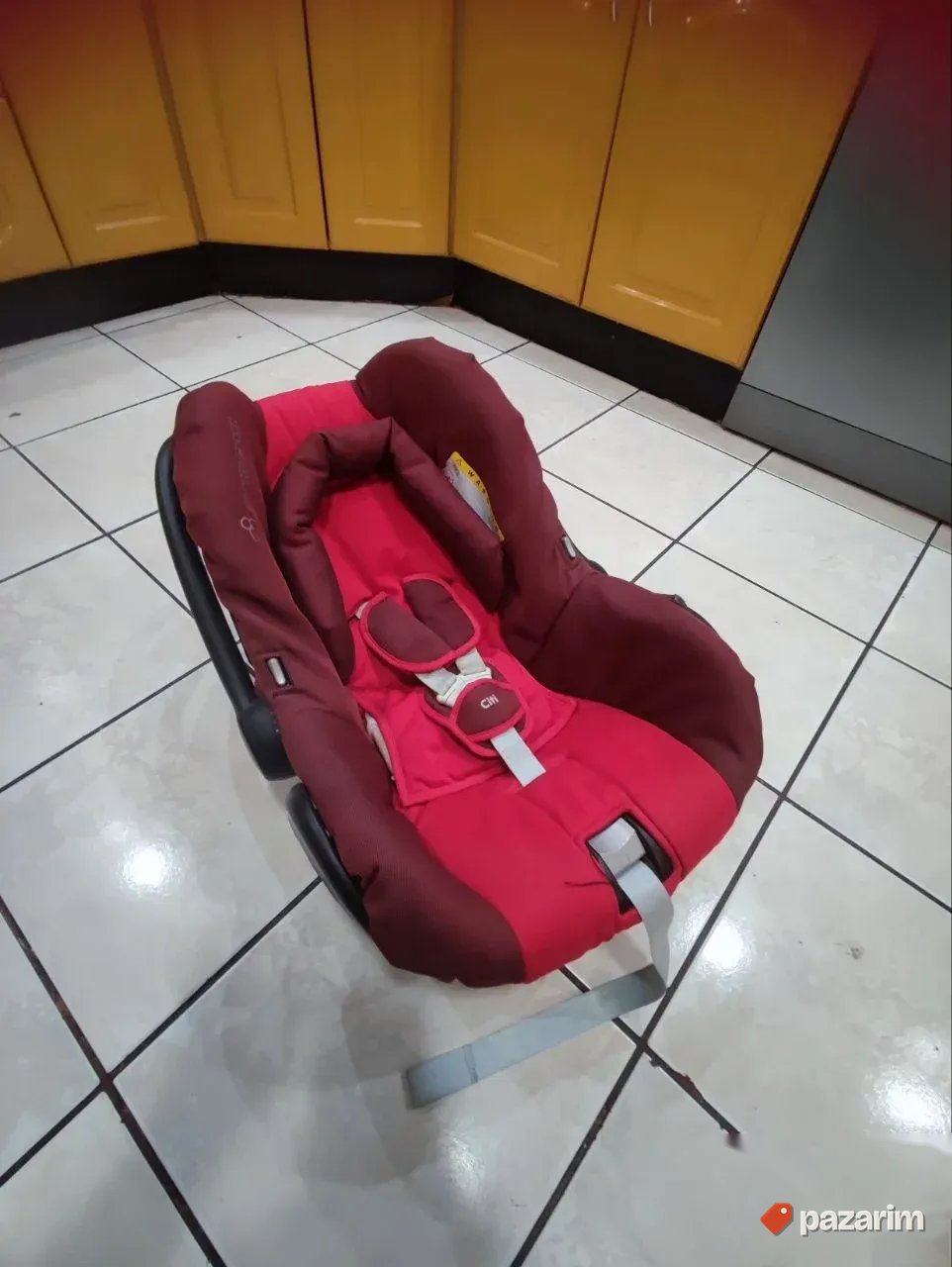 Autosediste i nosiljka maxi cosi 0-13kg 4