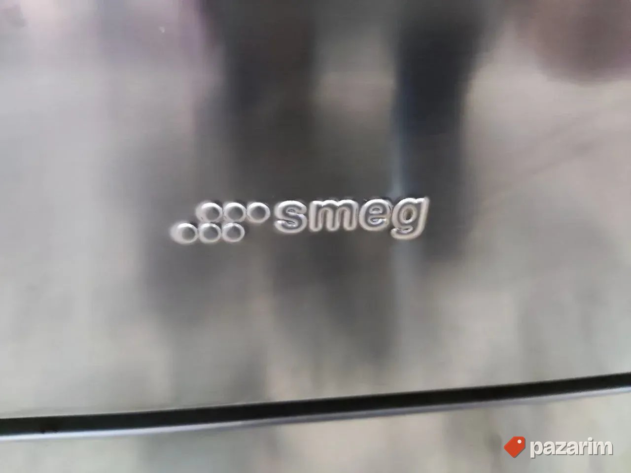 Sporet na plin sa 6 topova OGROMNOM turbo rernom marke SMEG 5