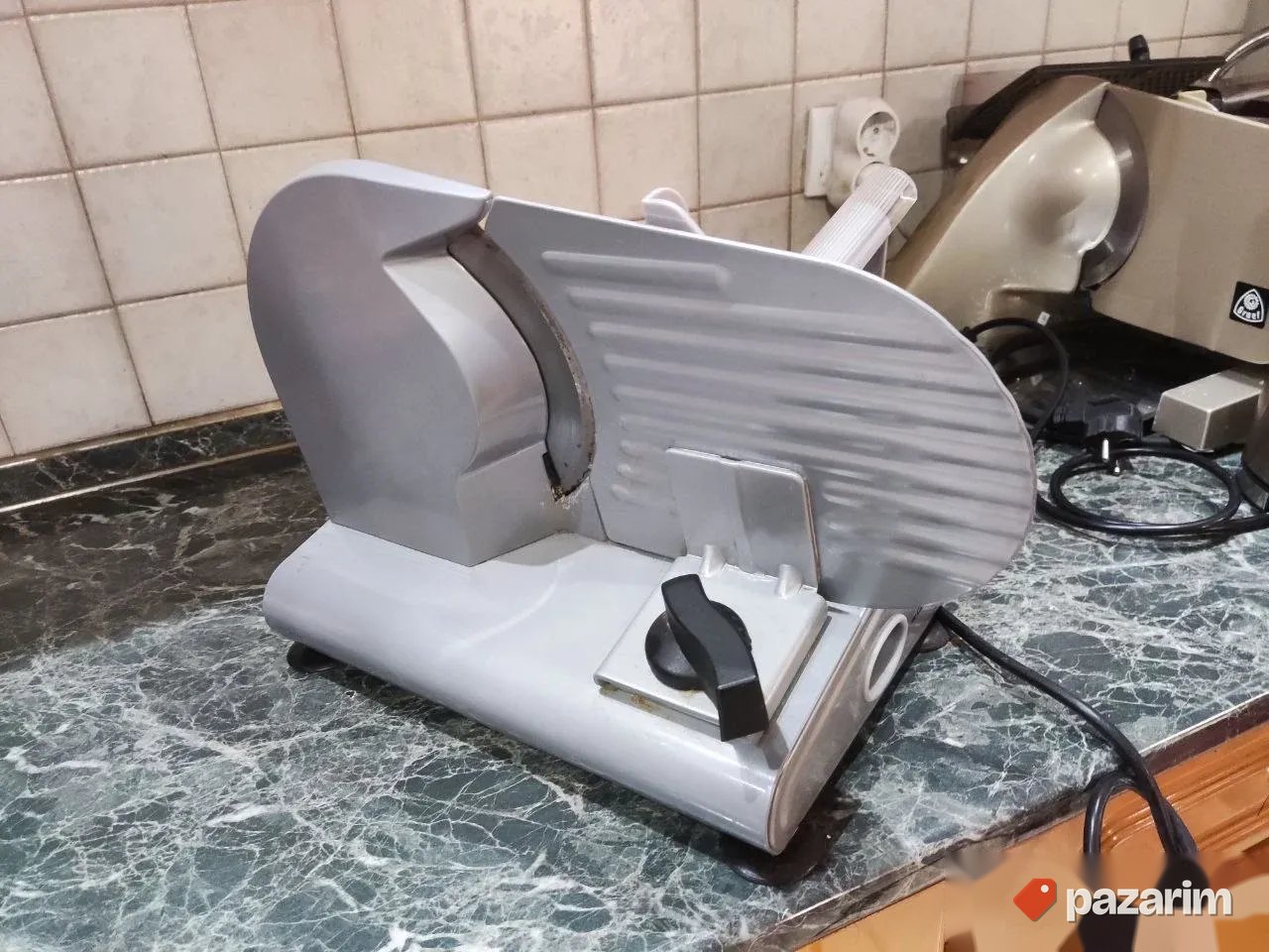 Mesoreznica polu profesionalna aluminijumska konstrukcija 3