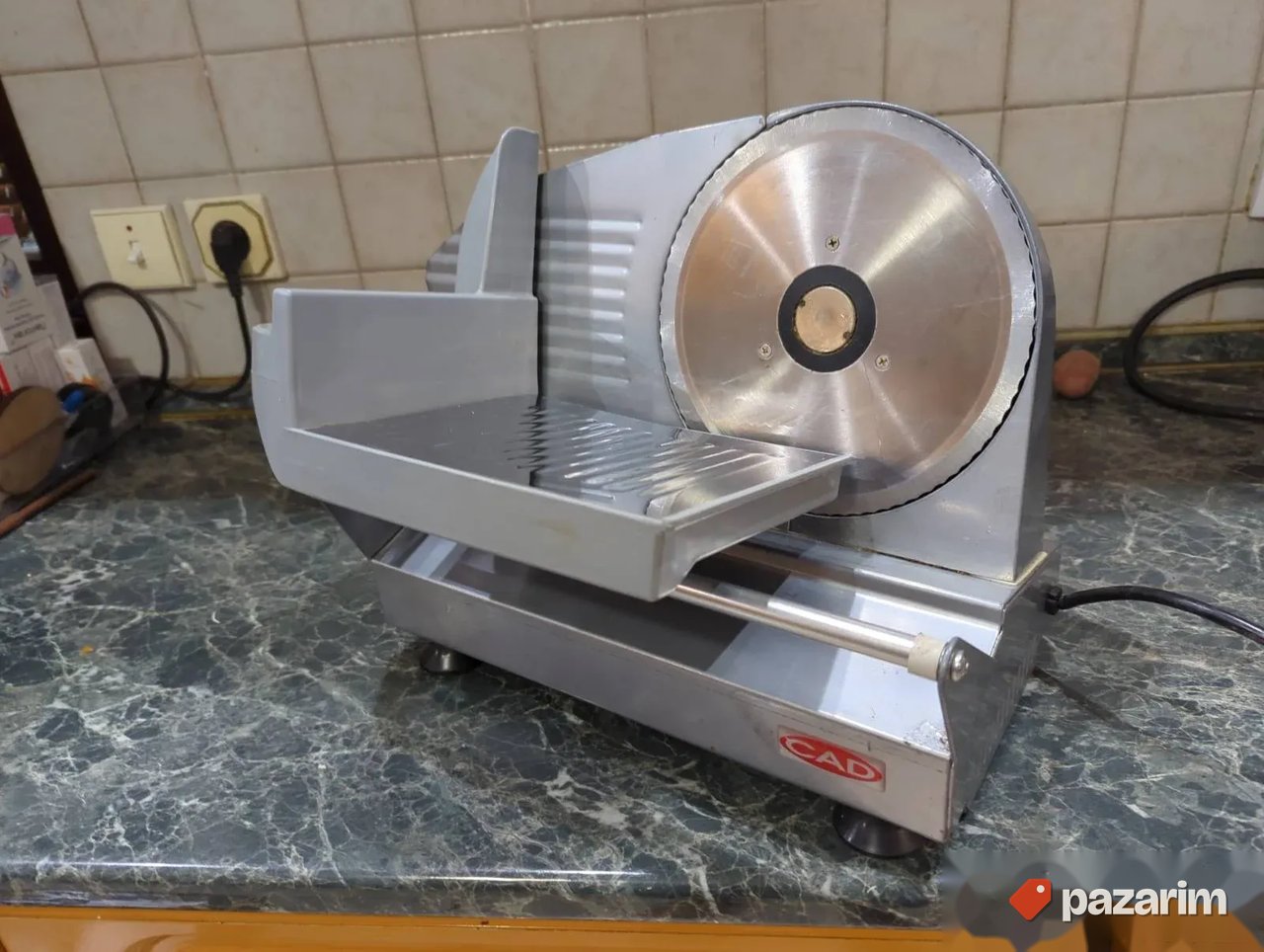 Mesoreznica polu profesionalna aluminijumska konstrukcija 1