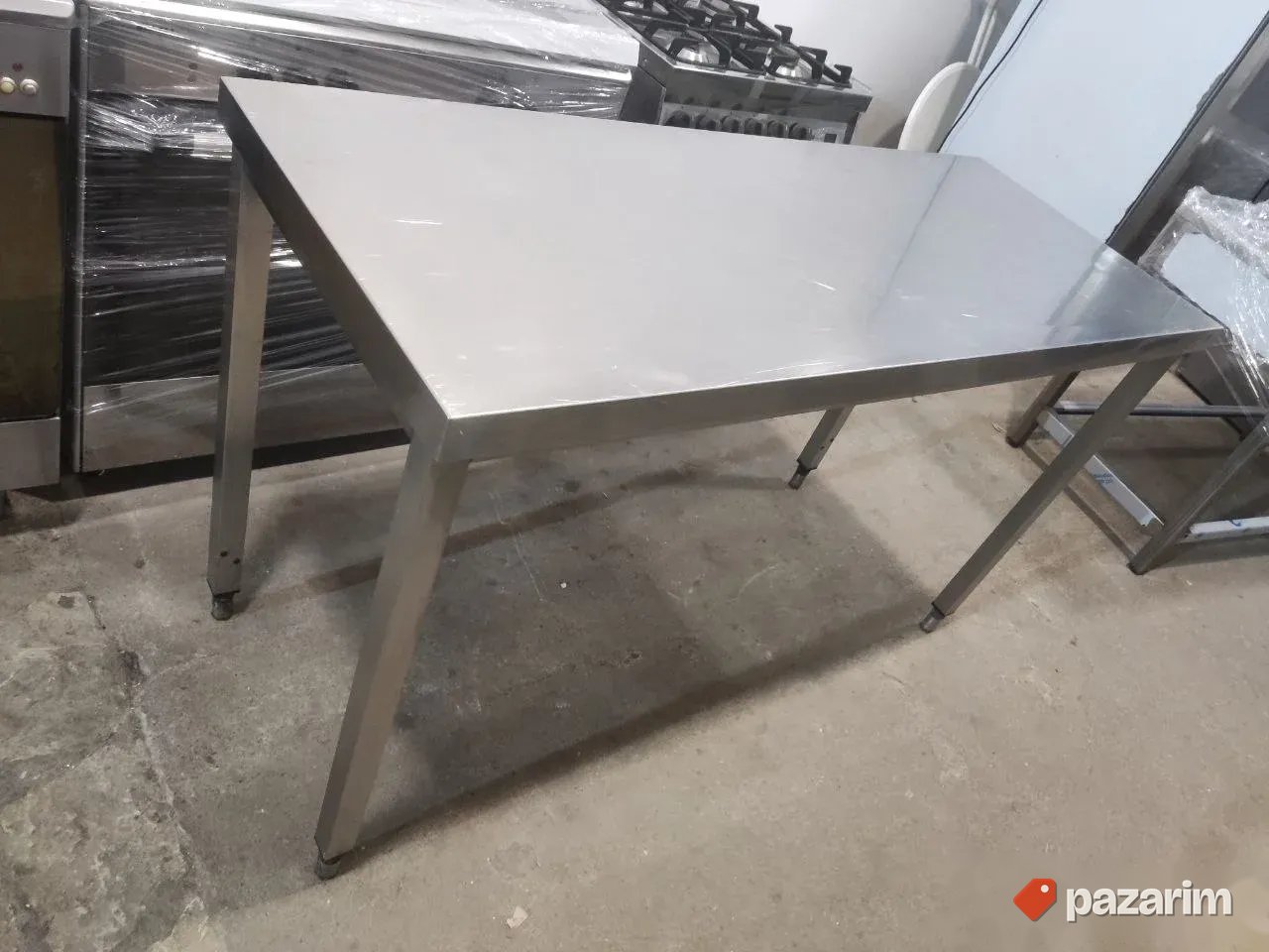 Neutralno sto inox strane izrade dimenzije 150x60 2