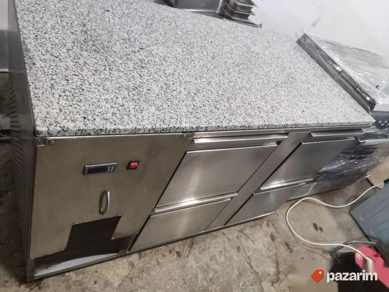 Pica pizza hladni sto na prodaju dimenzije 133x70cm 4