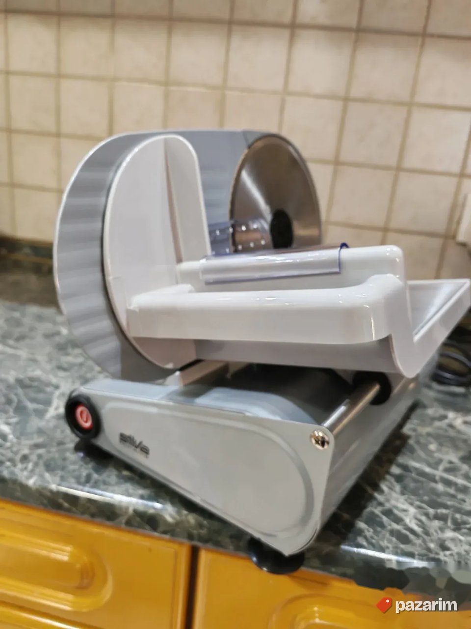 Mesoreznica aluminijumska marke silva potpuno nova 150w 4