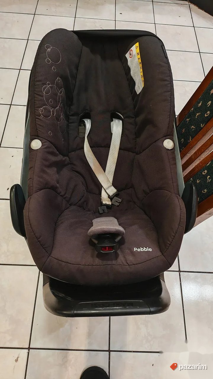 Autosediste i nosiljka maxi cosi pebble + baza 2 way fix 4