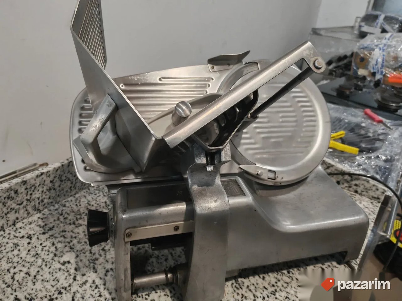 Profesionalna mesoreznica marke HOBART noz 300MM 2