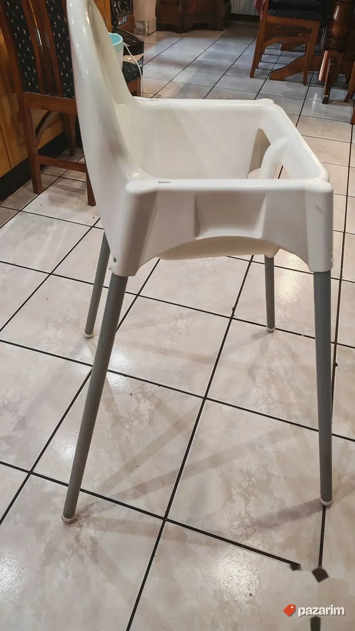 Ikea hranilica 3