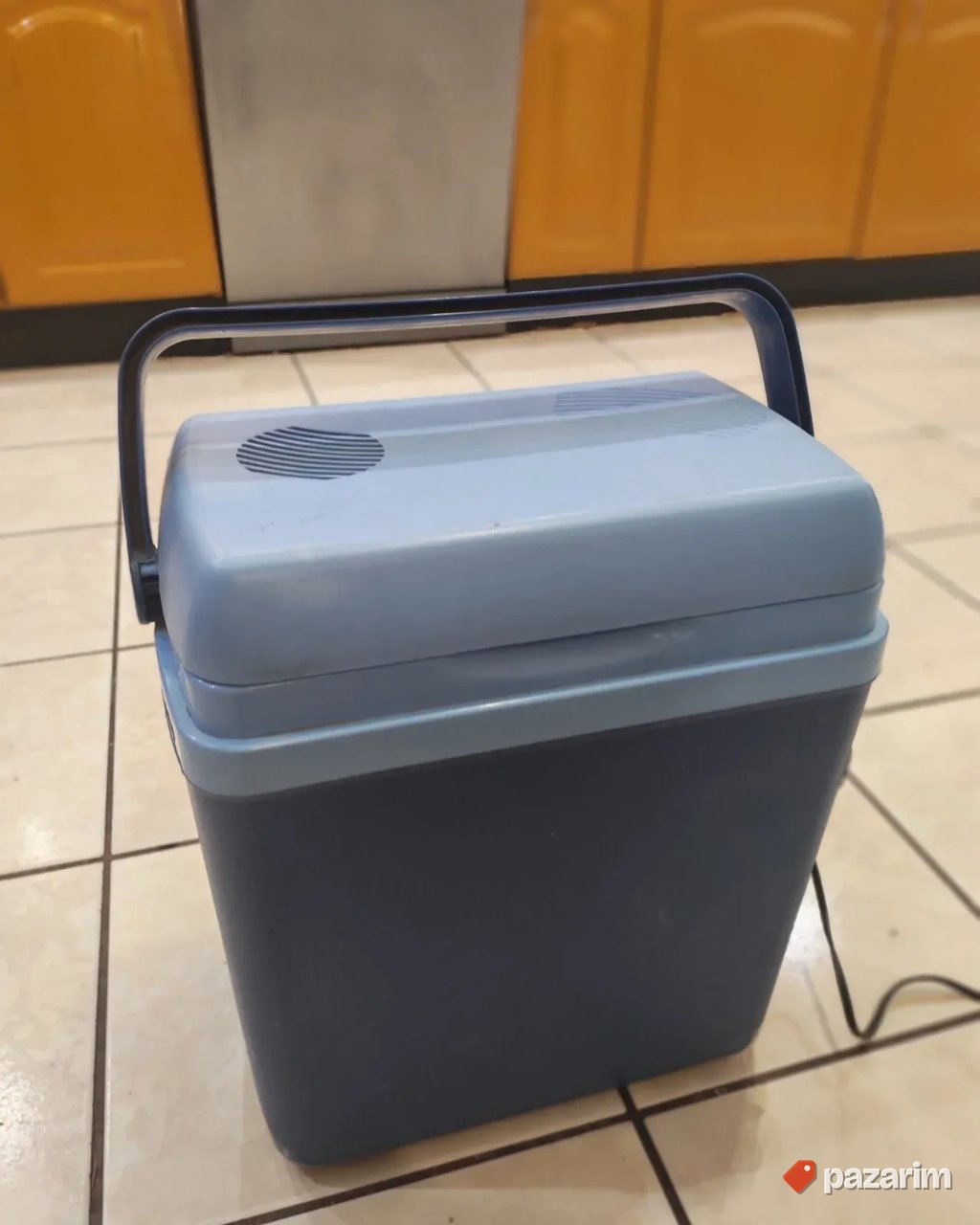Frizider na 12v neispravan 1