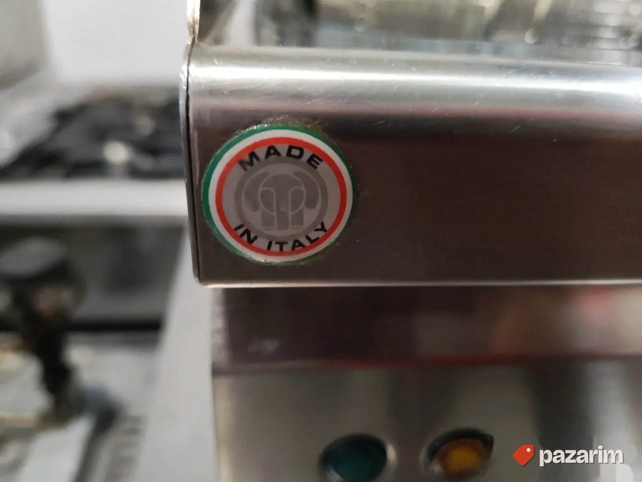 Friteza profesionalna nadpultna marke BERTOS MADE IN ITALY 4