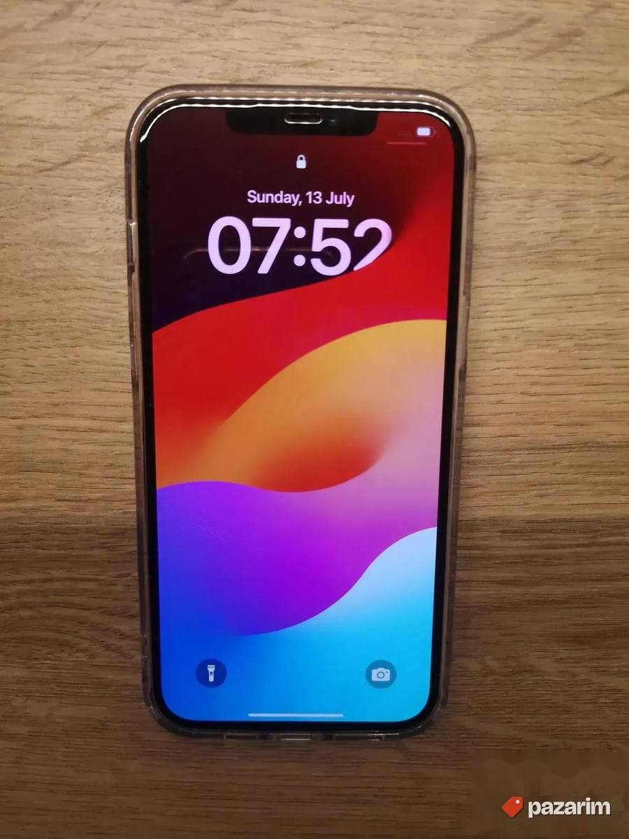 iPhone 12 Pro Max - očuvan 9/10 stanje! 2