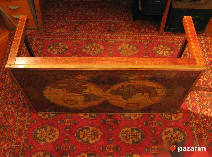 Vintage french brass & mahagony world map coffee table 7